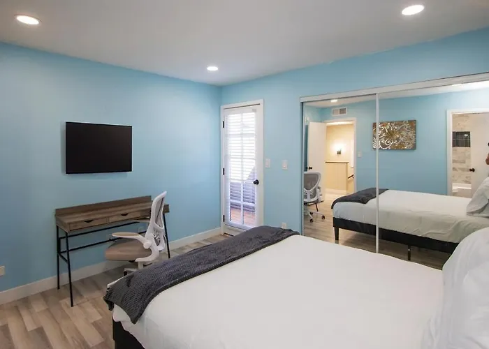 Stylish Lemon 2br And 3ba Townhouse * Tempe