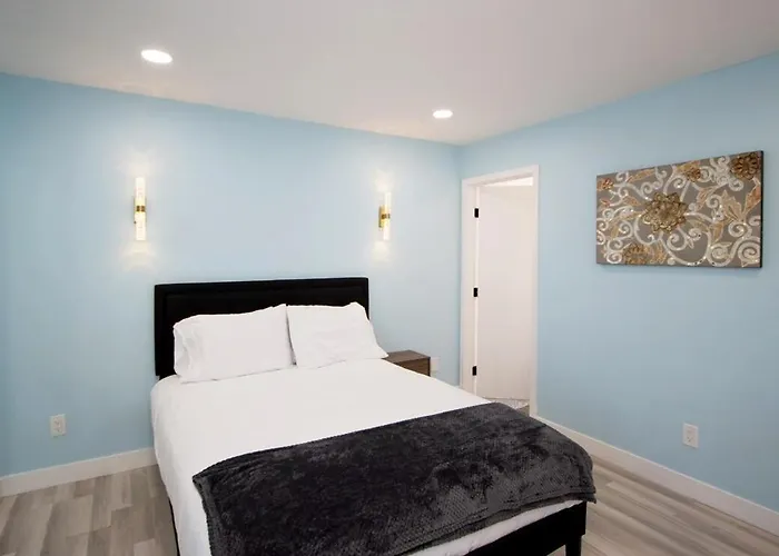 Сasa de vacaciones Stylish Lemon 2br And 3ba Townhouse *